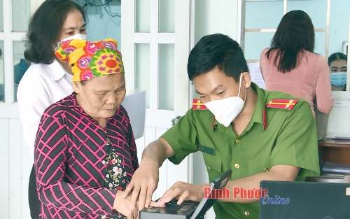 Tăng tốc về đích chiến dịch cấp căn cước công dân