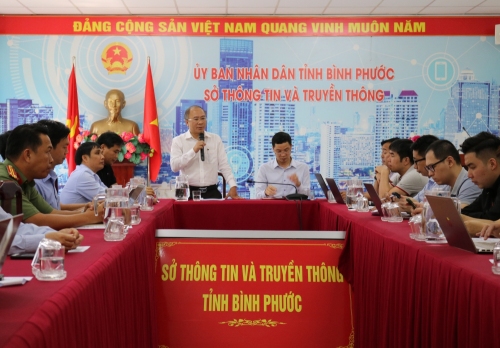 Bộ Thông tin và Truyền thông khảo sát dịch vụ công trực tuyến tại Bình Phước