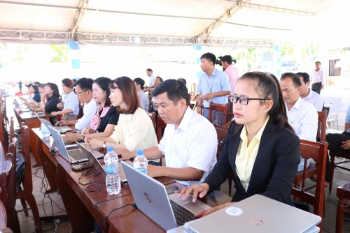 Tập huấn kỹ năng ứng dụng trí tuệ nhân tạo cho doanh nghiệp, hợp tác xã, người dân